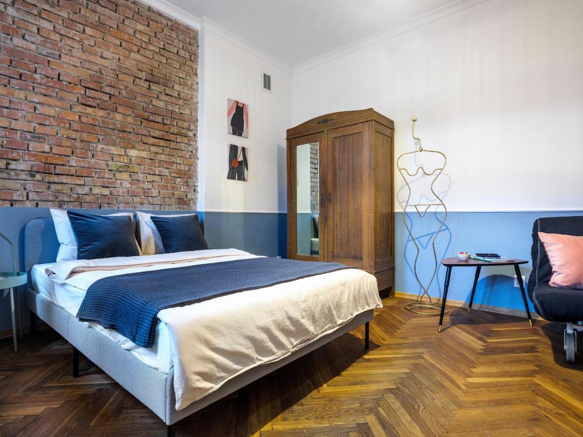Silent Blue / Kochanowskigo St Apartament *